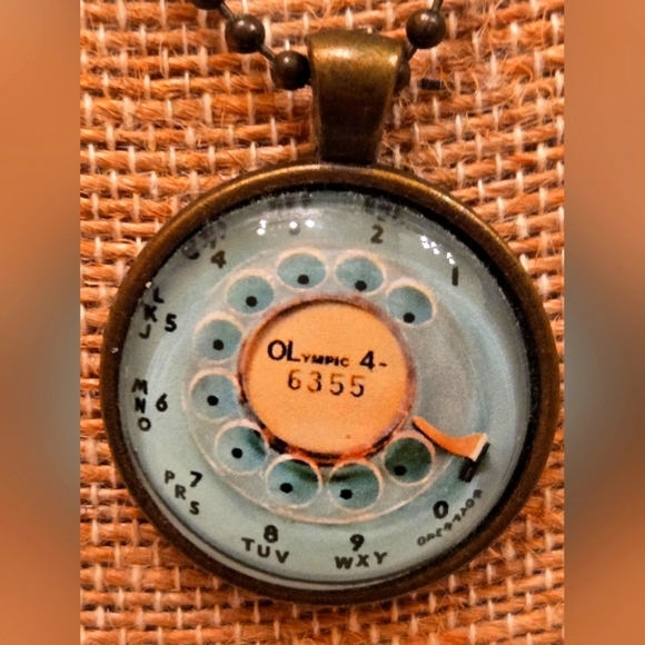 Vintage Rotary Dial Pendant Necklace - Picture 1 of 2